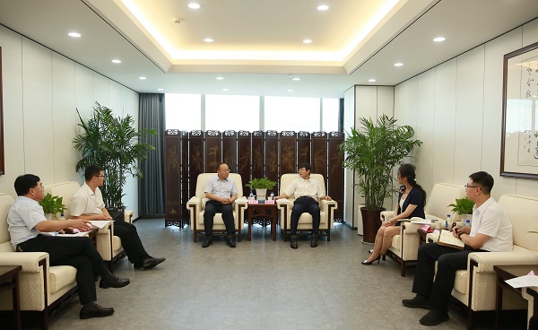 8月3日 公司与中铁十四局集团西北区域总部开展业务合作交流.jpg